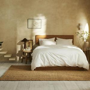 Brooklinen Queen Sized All Season Comforter