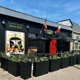 Gus' Snug Irish Pub
