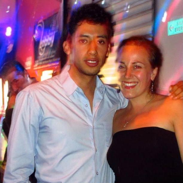 2013: Dancing has played a big role in our relationship! This photo was taken before a salsa competition in Cuenca. // Nos conocimos bailando salsa. Esta foto se tomó antes de un concurso en Cuenca.
