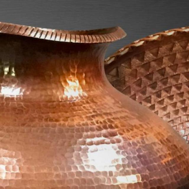 Hammered Copper Vase - Galería Atotonilco
