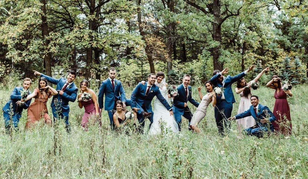 The Wedding Website of Brad Rhegness and Gabby Earnest