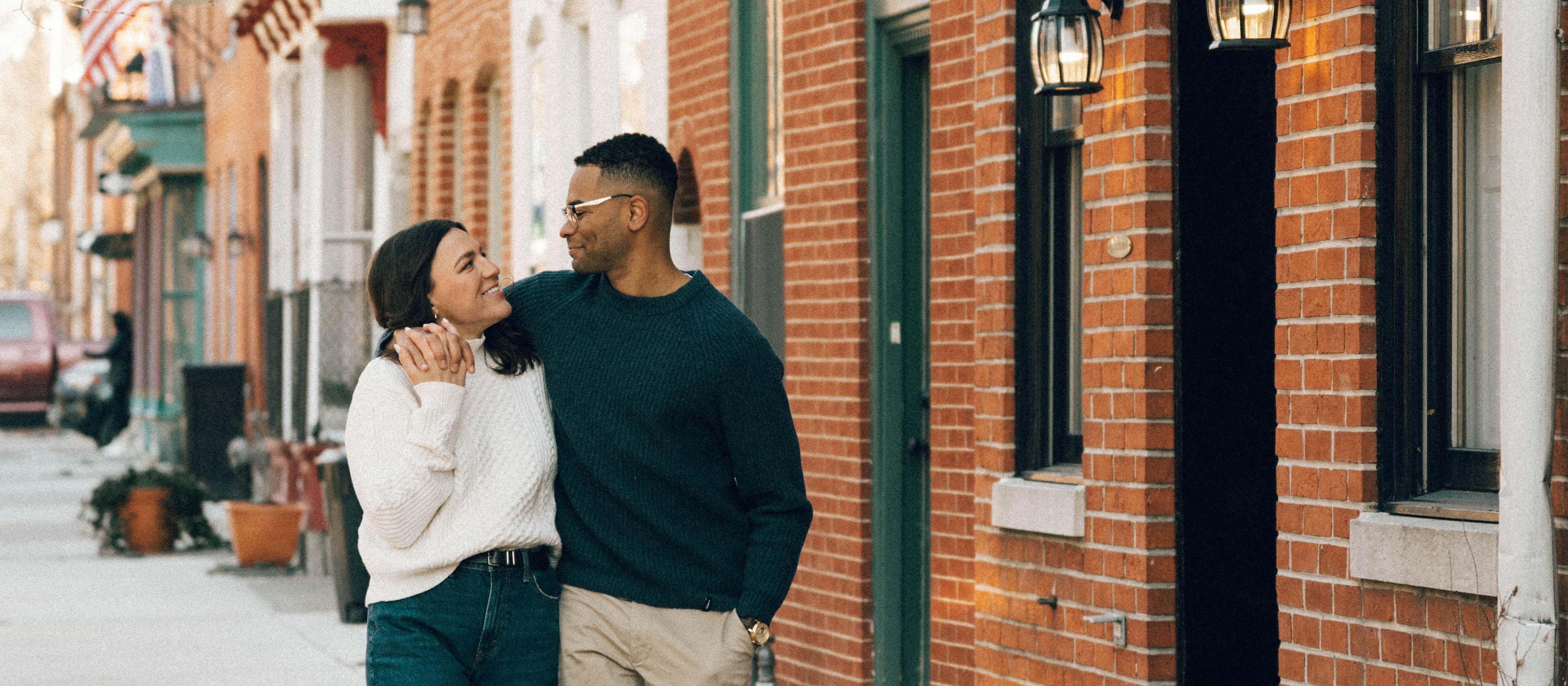 The Wedding Website of Lindsay Sanderson and Tyler Barron