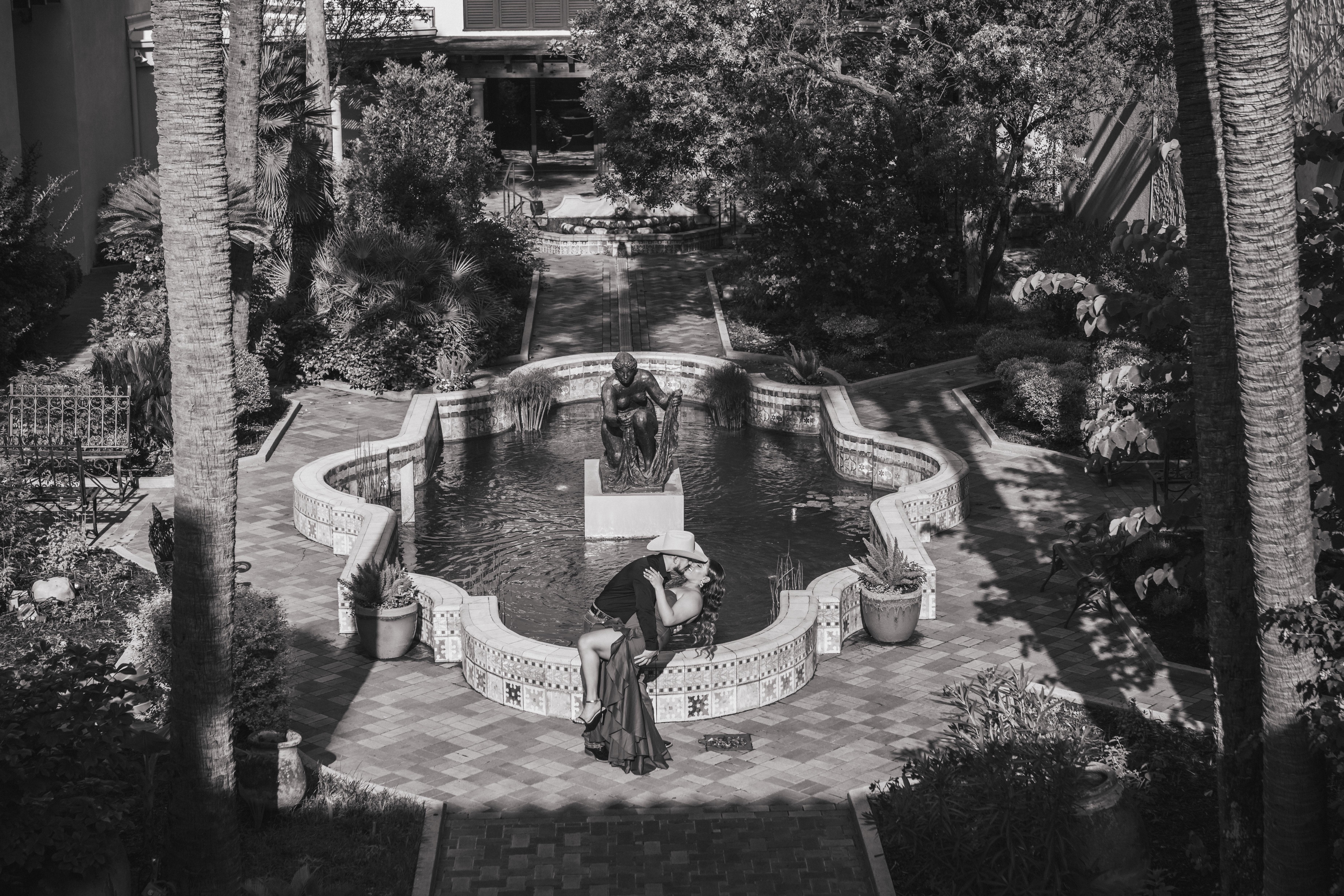 The Wedding Website of Efrain Vasquez and Jacqueline Ribota