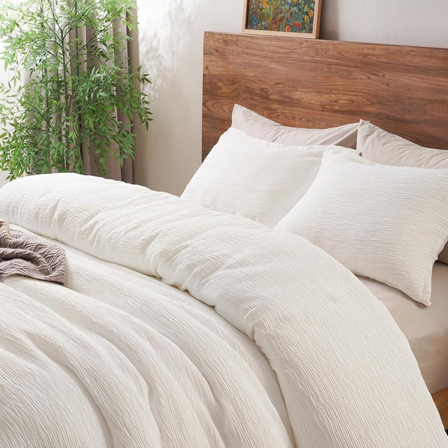 PHF Crinkle Comforter Set King Size, Breathable & Soft Cozy Bedding Sets for All Seasons, 3PCS, 1 Warm Lightweight Fluffy Comfy Like Muslin Comforter (104"x90"), 2 Pillow Shams(20"x36"), White