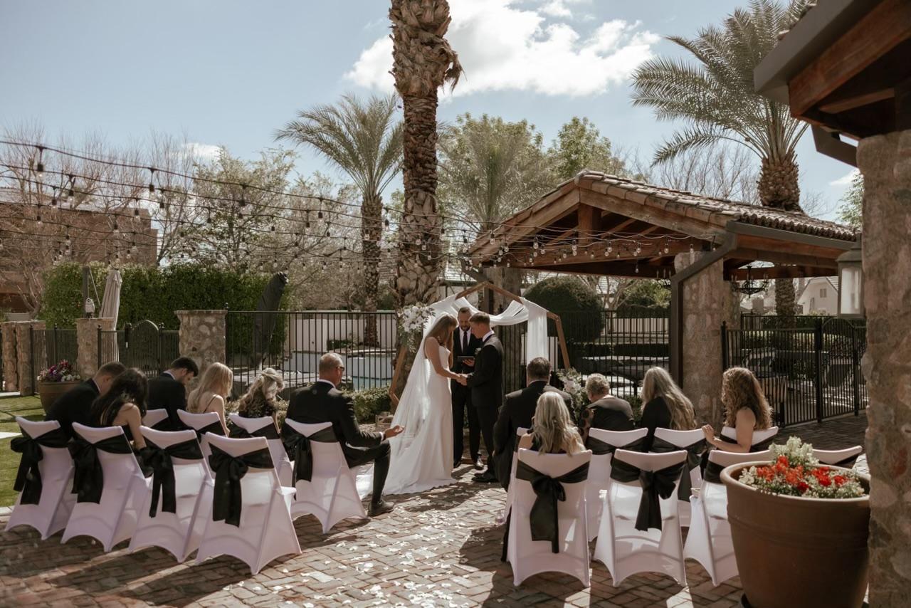 The Wedding Website of Kaitlyn Brock and Jackson Brock