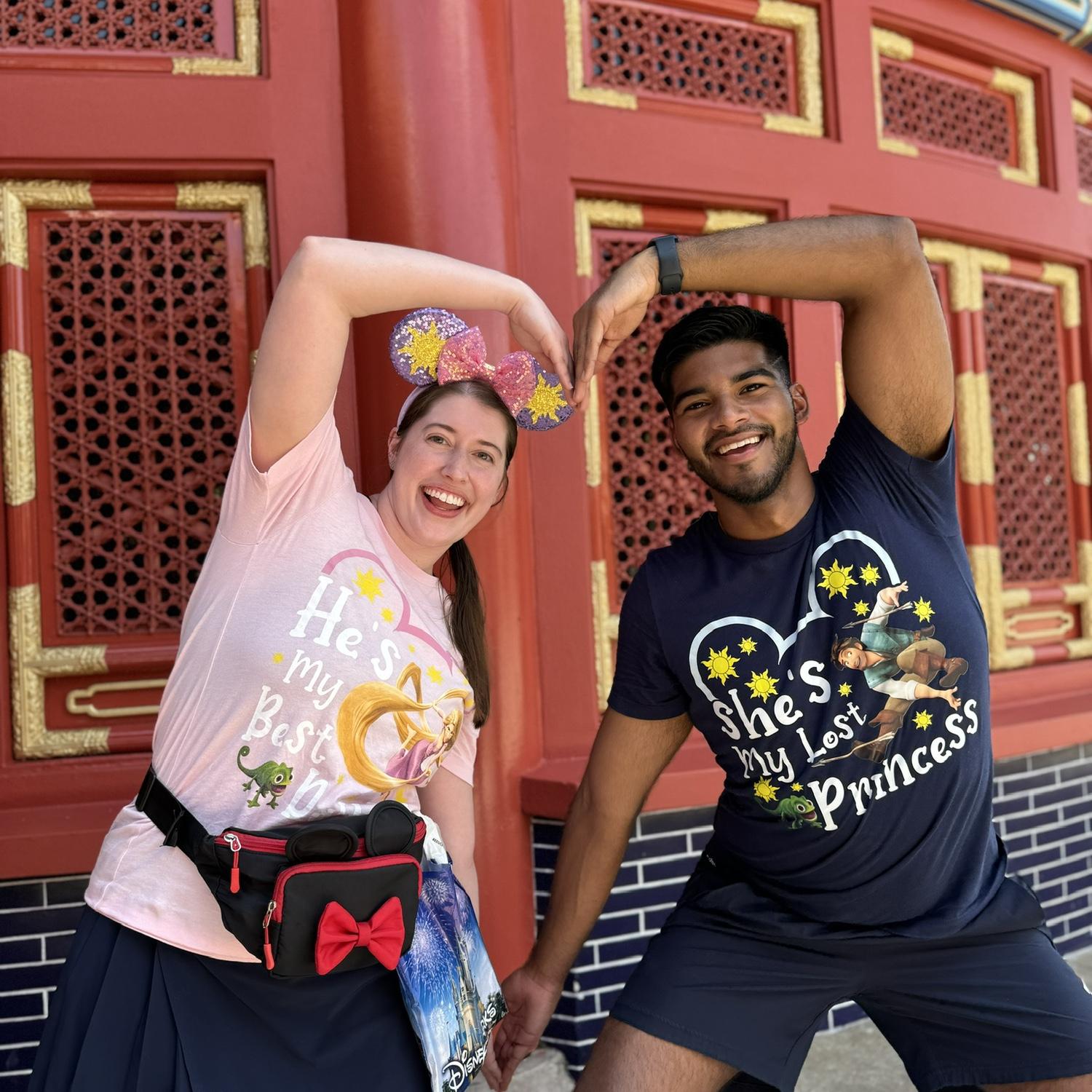 First time visiting Epcot together / Nuestra primera vez visitando Epcot juntos
