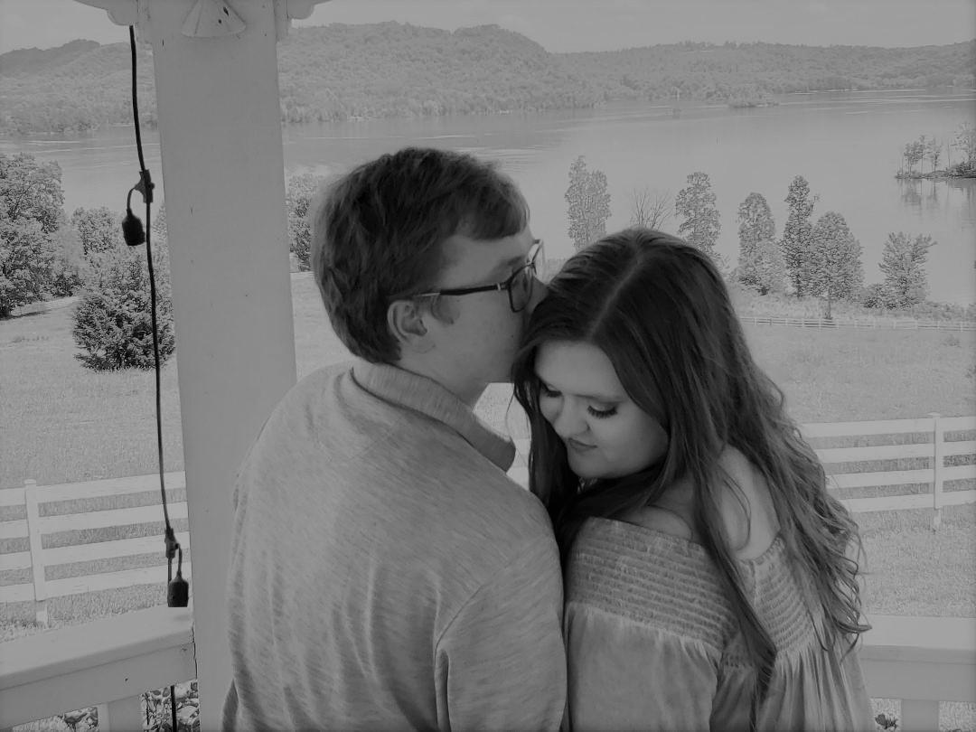The Wedding Website of Jennie Lively and Jared Casteel