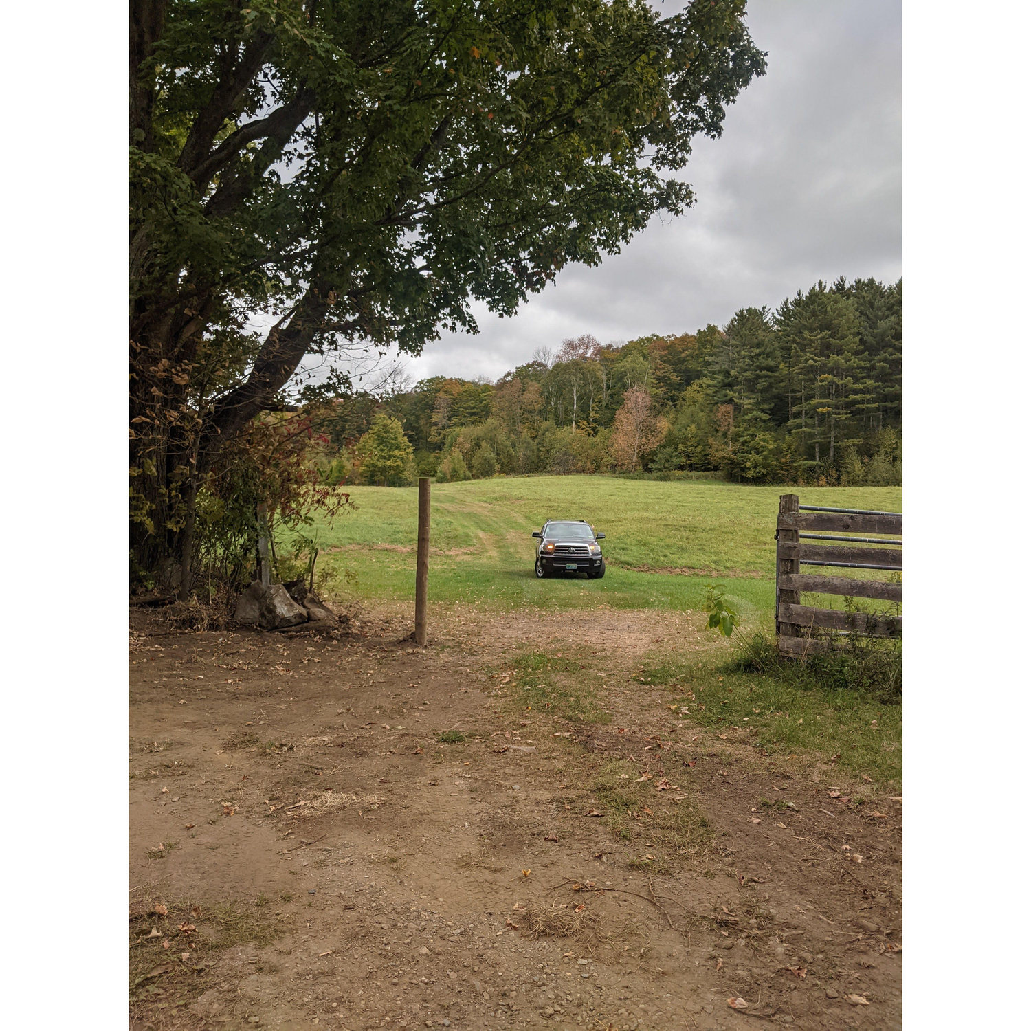Entrance Parking - Einfahrt zum Parkplatz