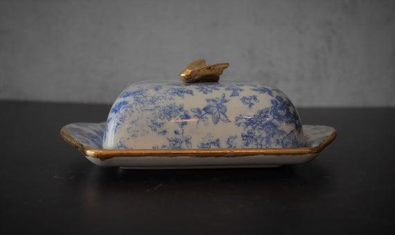 Butter dish with lid