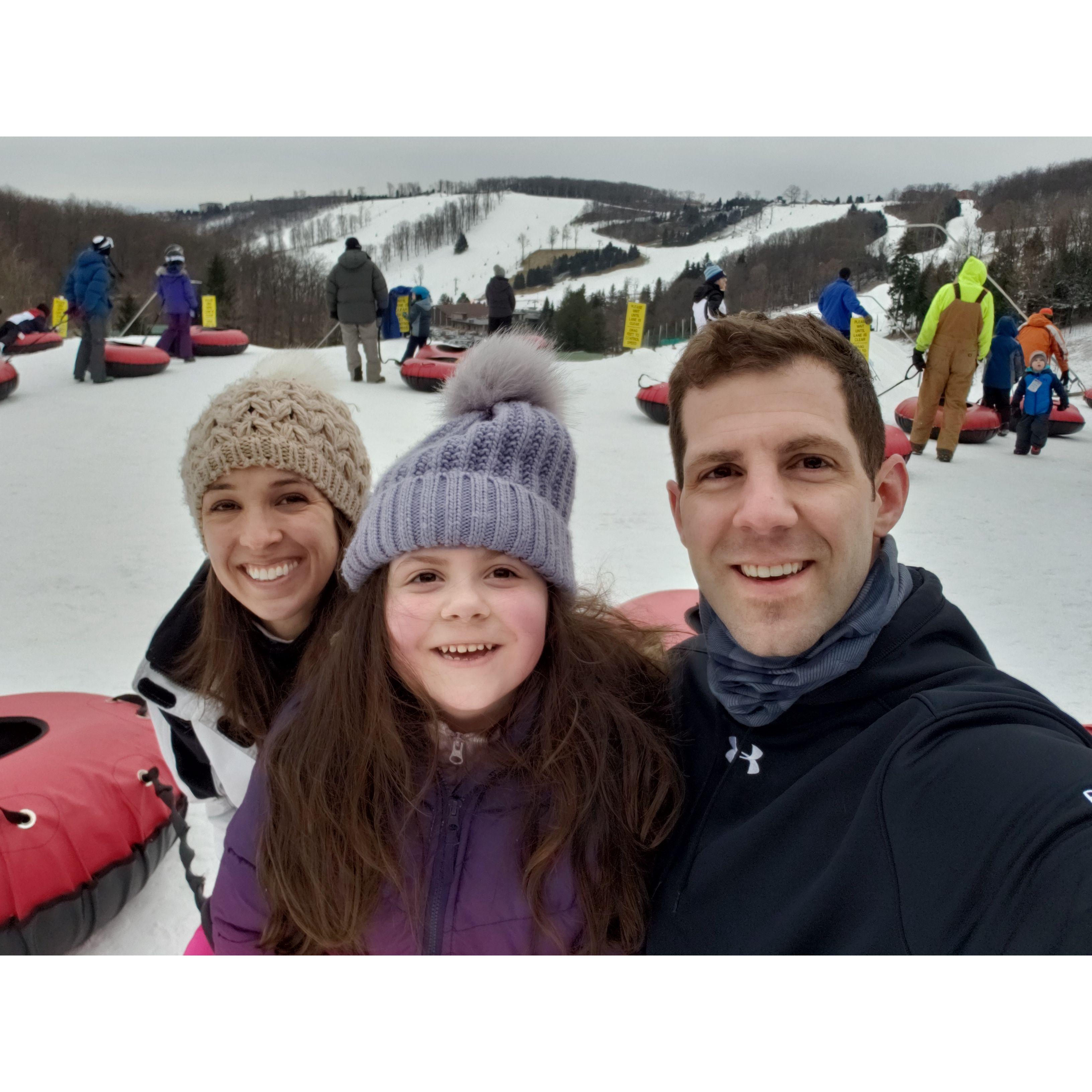 Snow-tubing with Lex!