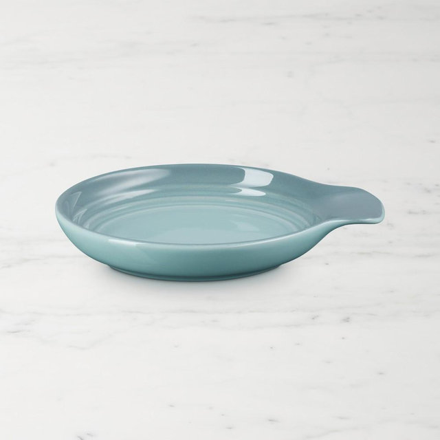 Le Creuset Signature Round Spoon Rest, Salt