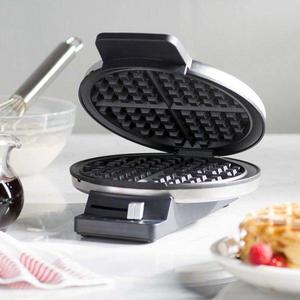 Round Classic Waffle Maker