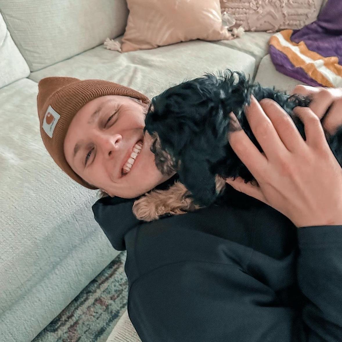 First day Indi met Luke 💕