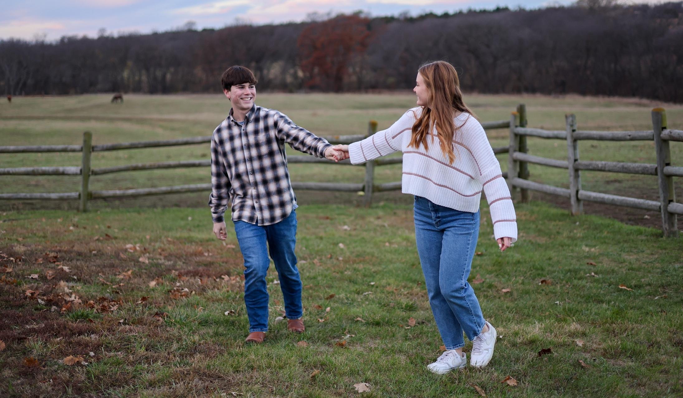 The Wedding Website of Isabella Ramsgard and Kodiak Robinson