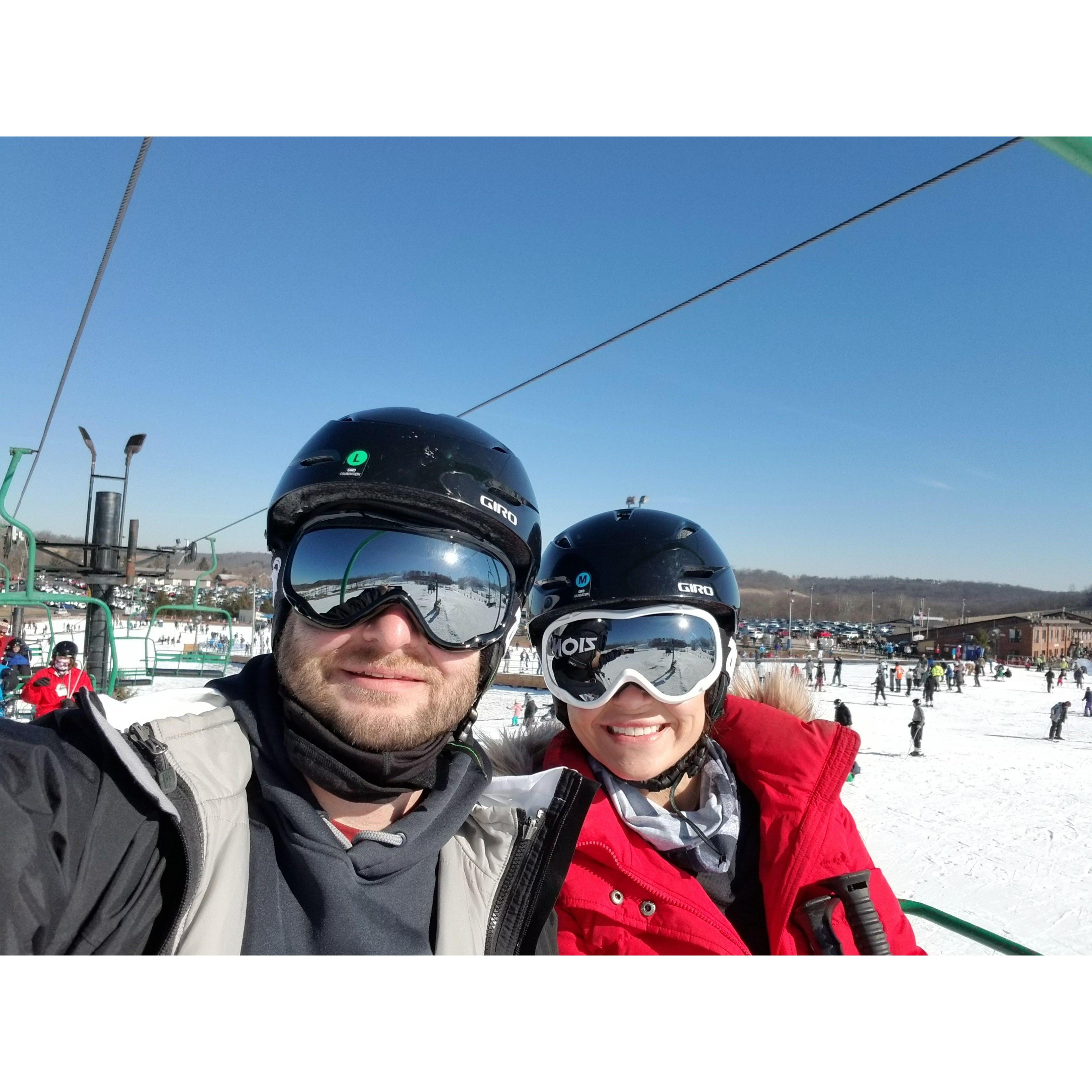 Skiing at Perfect North Slopes