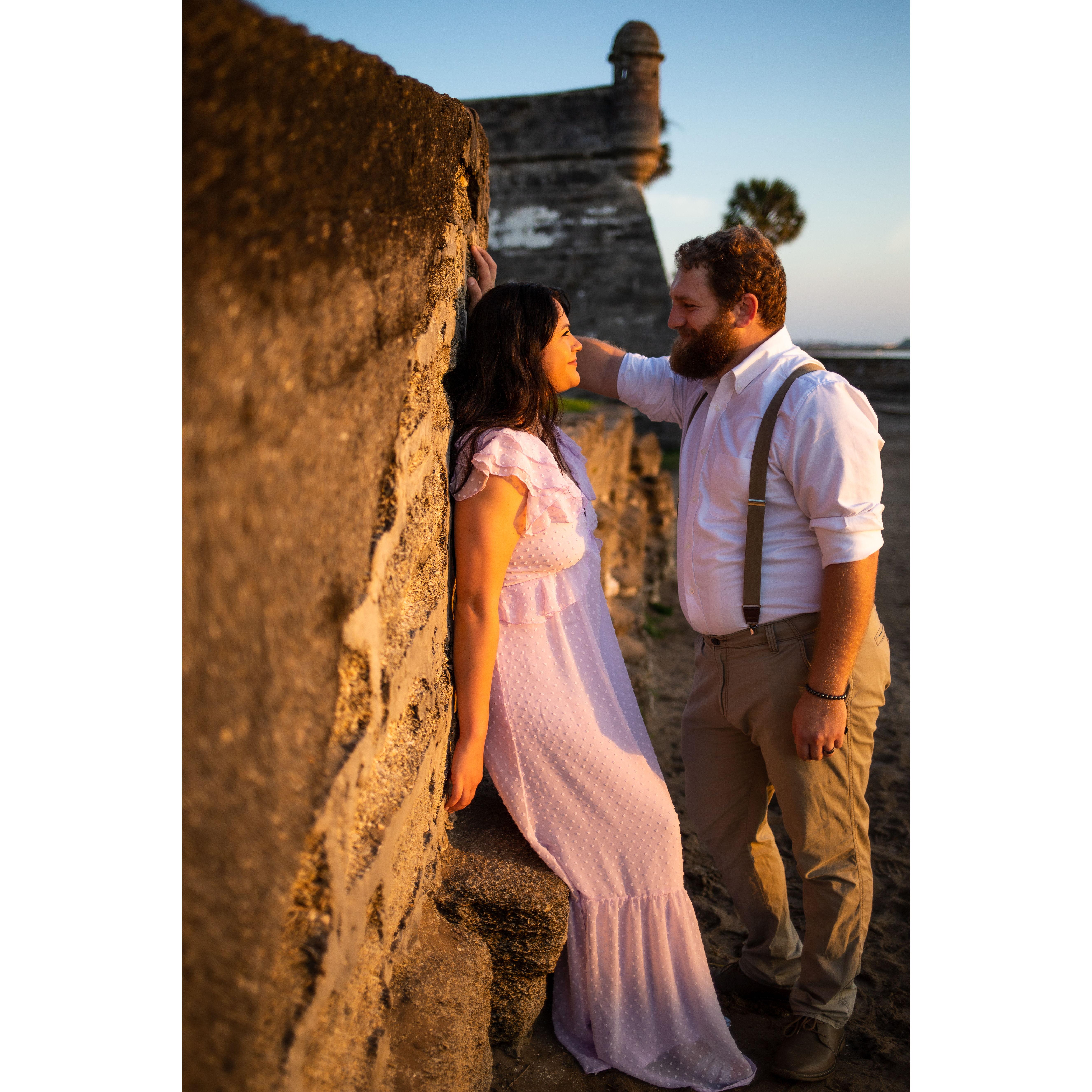 On December 17th, 2018 Frank asked Jenna to be his girlfriend at the Castillo De San Marcos under the stars.