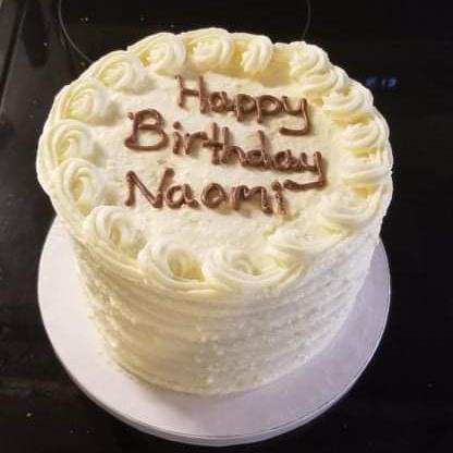 With my birthday approaching, Jon searched high and low for a bakery that could make a sugar free cake. The cake was lovely, but the taste... well, let's just say we didn't finish this one!