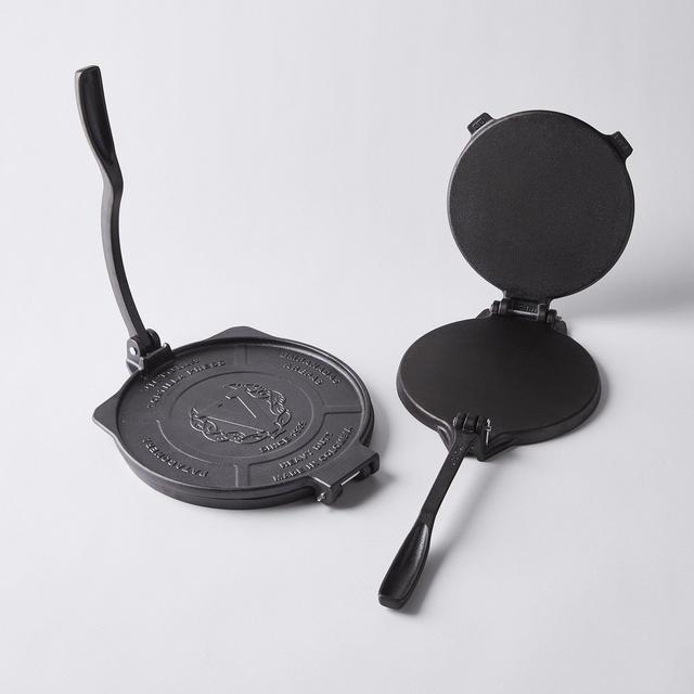 Cast Iron Tortilla Press 8"