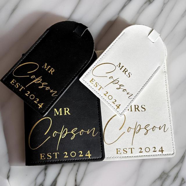 Personalised Luggage Tags & Passport Cover, Mr and Mrs Travel Set, Bride and Groom Wedding Gift, Honeymoon Suitcase Tag and Passport Holder