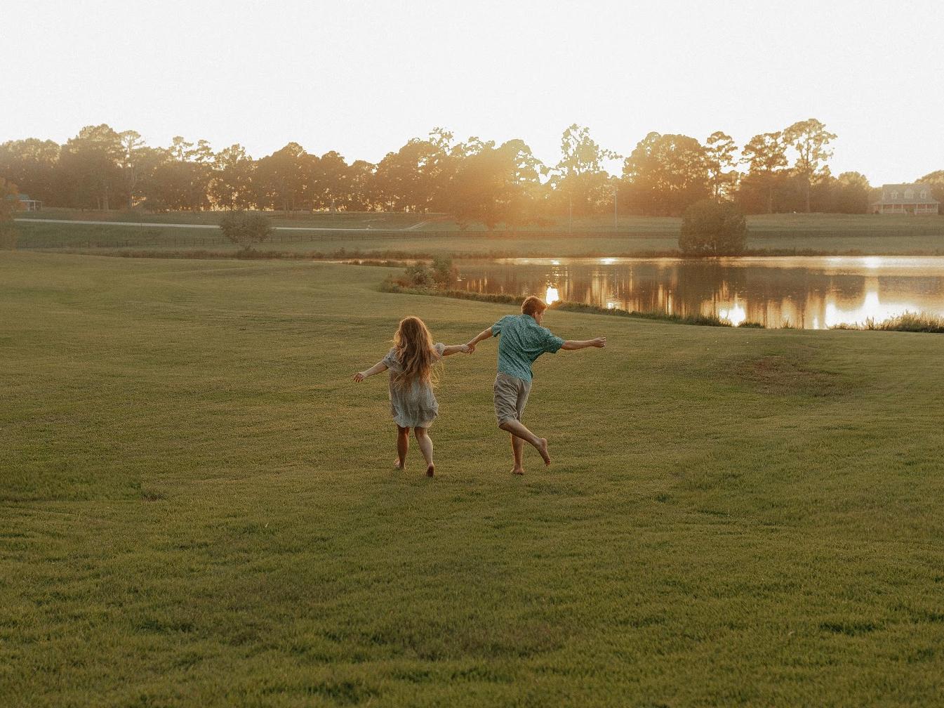 The Wedding Website of Emily Elizabeth Shannon and Robert Thompson