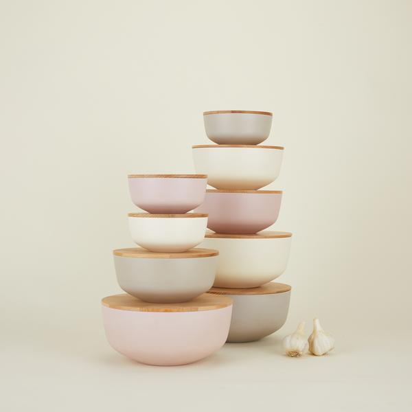 ESSENTIAL LIDDED BOWLS - SET OF 3