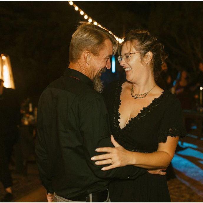 Wedding dancing - Oct 2022