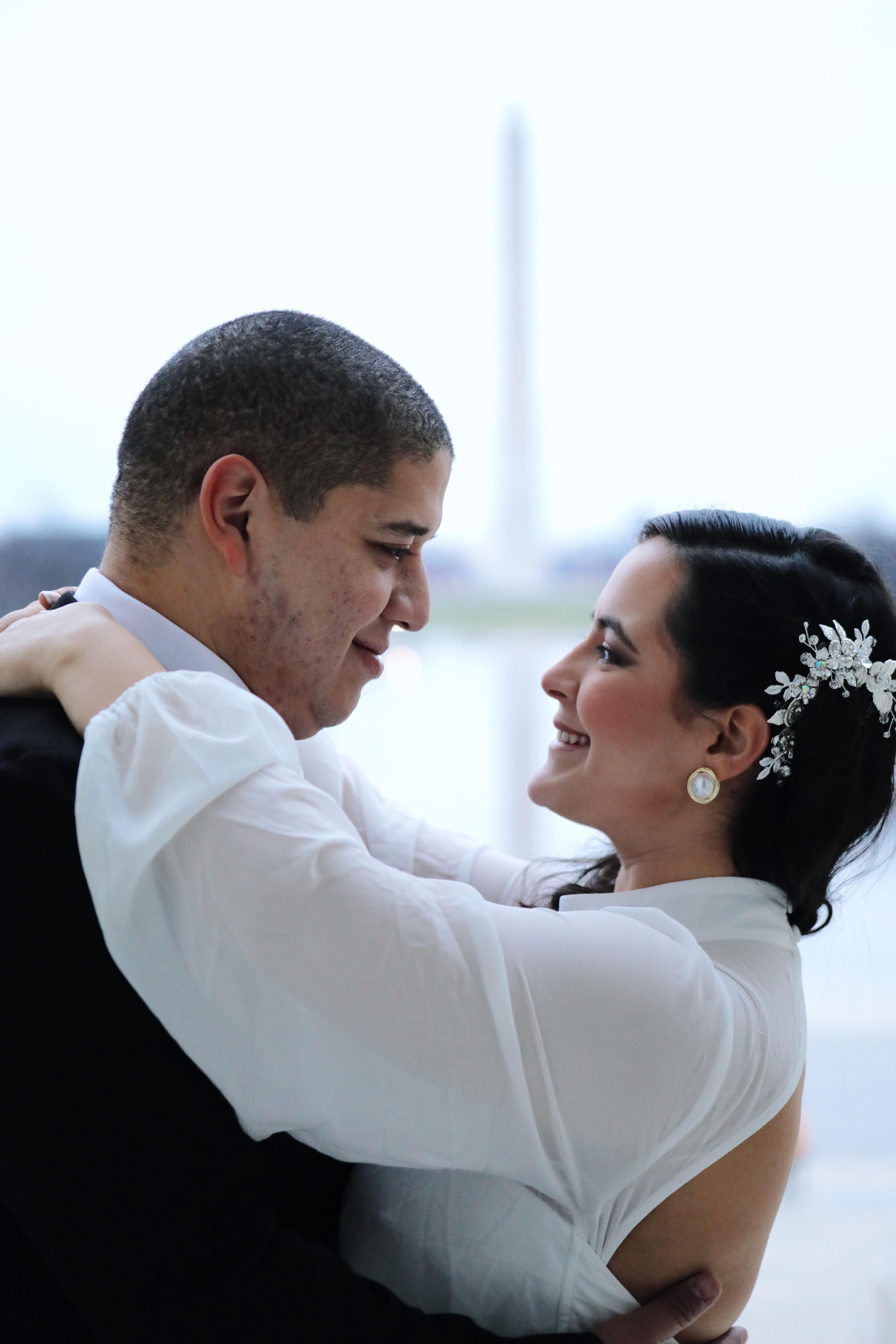 The Wedding Website of Mariany Cohen and Hector Cabrera