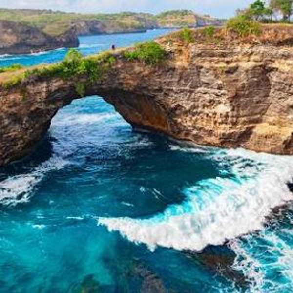 Honeymoon Day Excursion: Nusa Penida