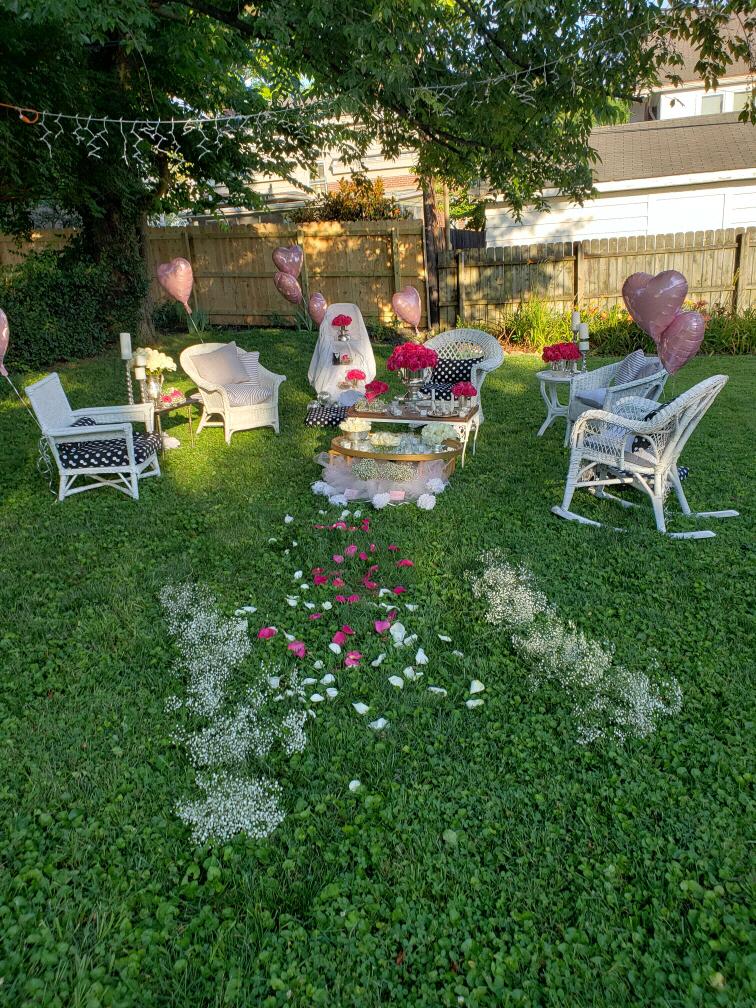 My purposal was absolutely gorgeous! Tristan’s mother is such a sweet soul for putting it all together. She went over the top ❤️