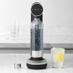 SMEG Sparkling Water Maker / Color: Matte Black