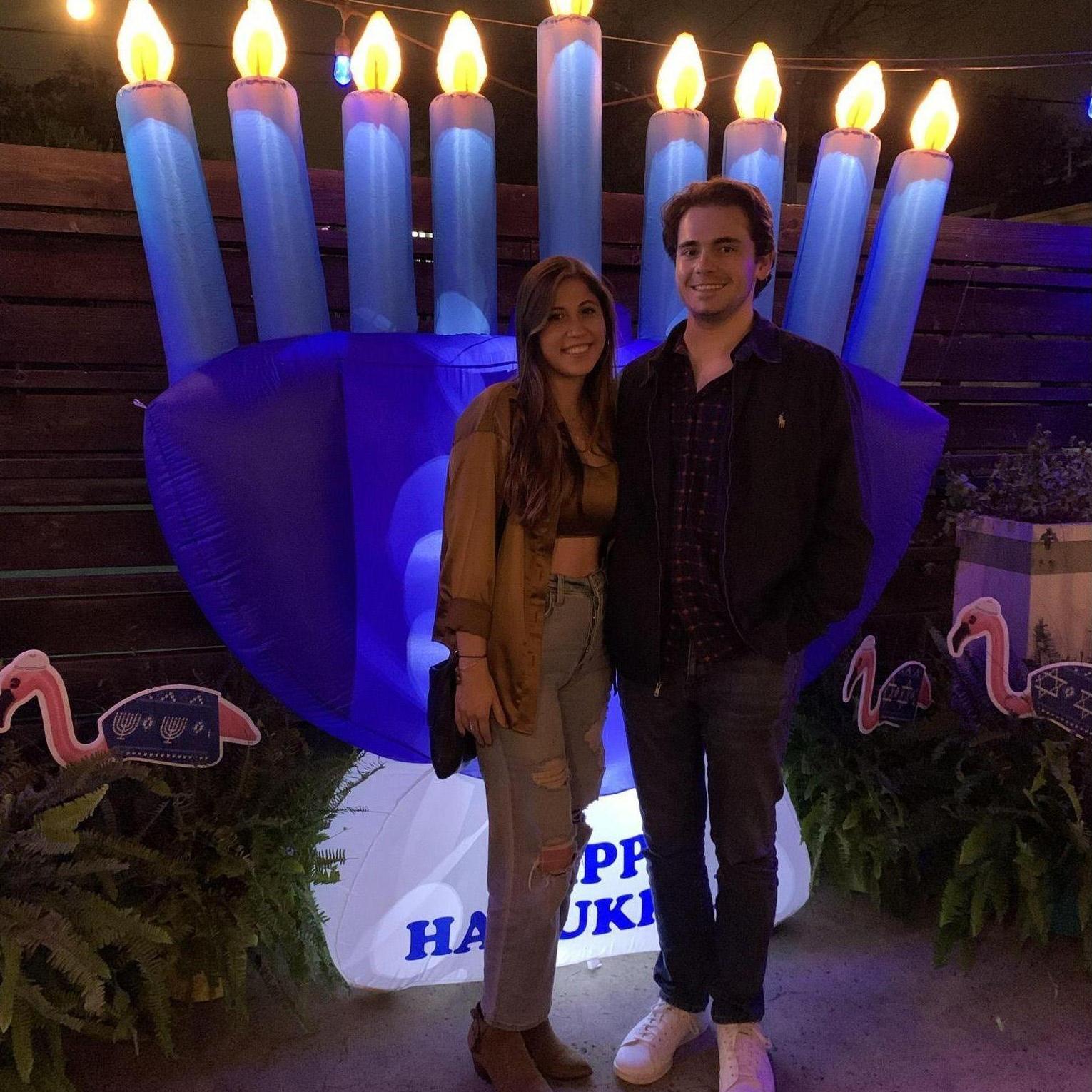 Acclimating Jasper to the tribe early (Dec 2021)