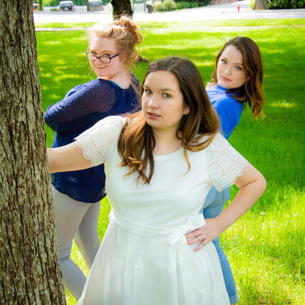 Caden with Amanda (MOH) and Emily (bridesmaid)!
