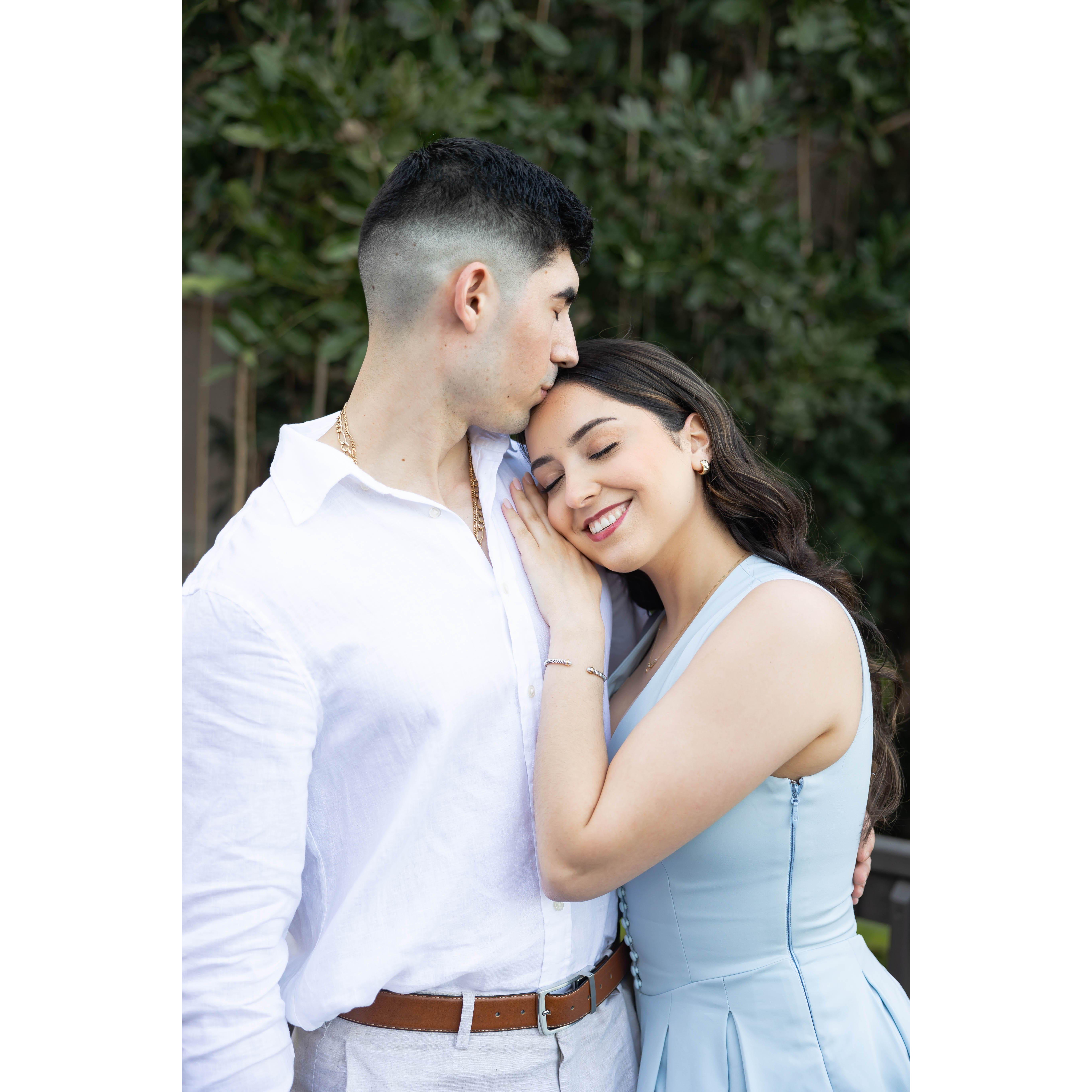 Ana had no idea Sergio was going to propose during this photoshoot — she believed it was organized  to celebrate the couple’s 4th Anniversary. Sergio and Ana became an official couple 02/26/2021.