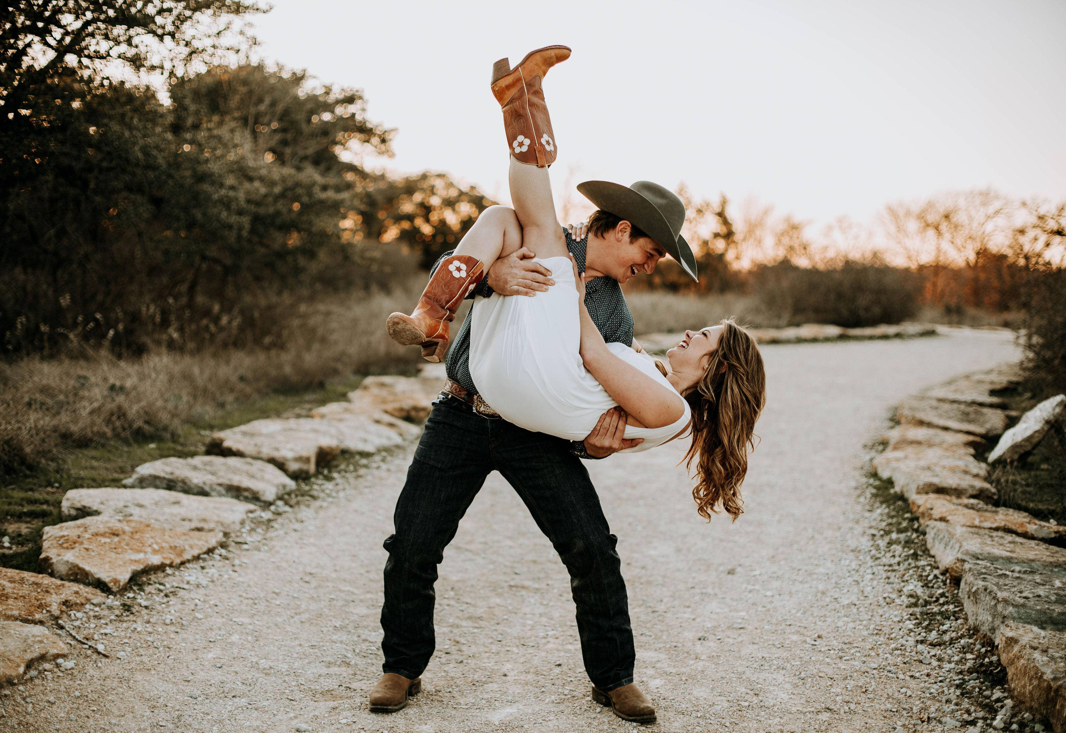 The Wedding Website of Angela Faryan and Bo Scott