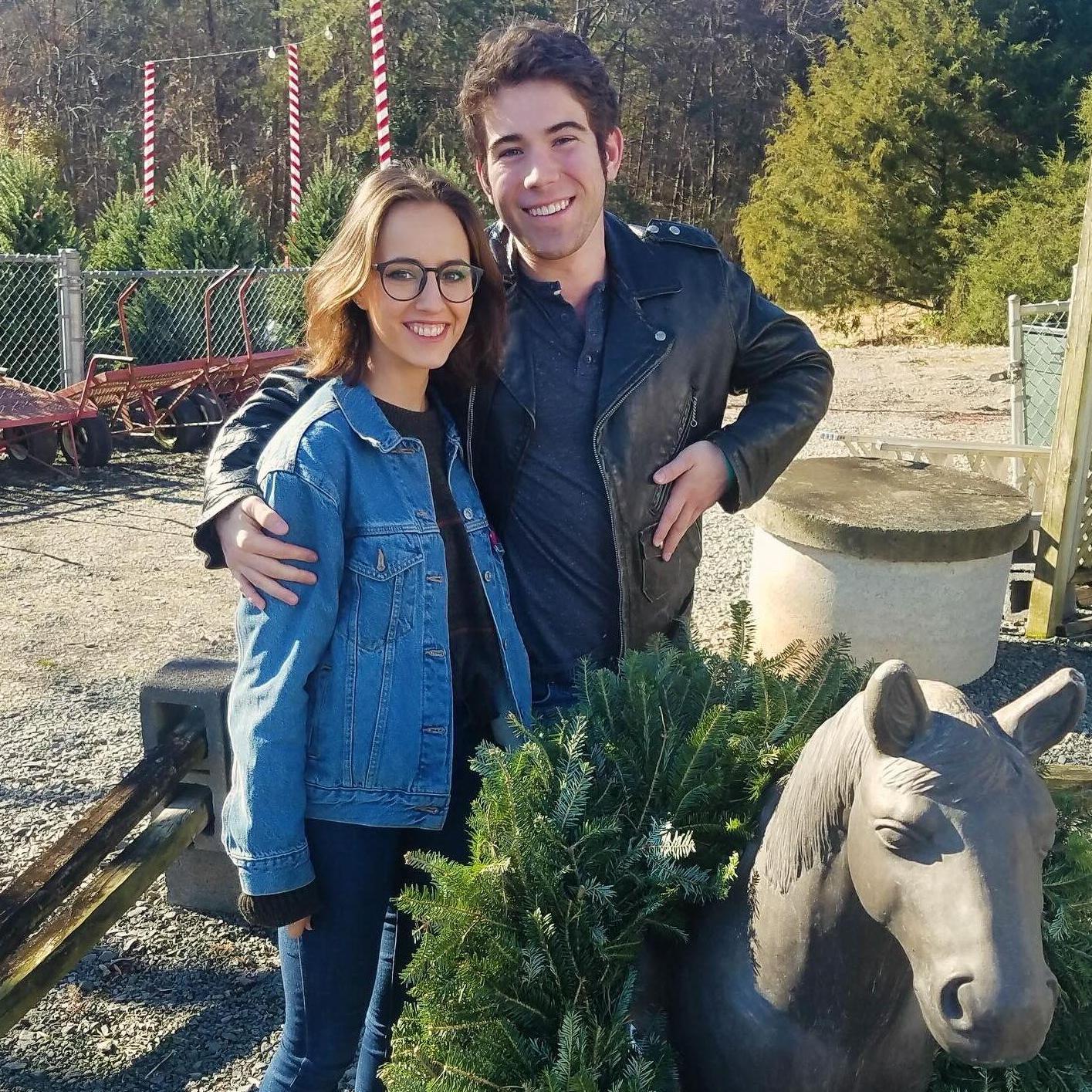 2017. Christian and Sarah picked out a tree with her parents at their usual tree farm!
