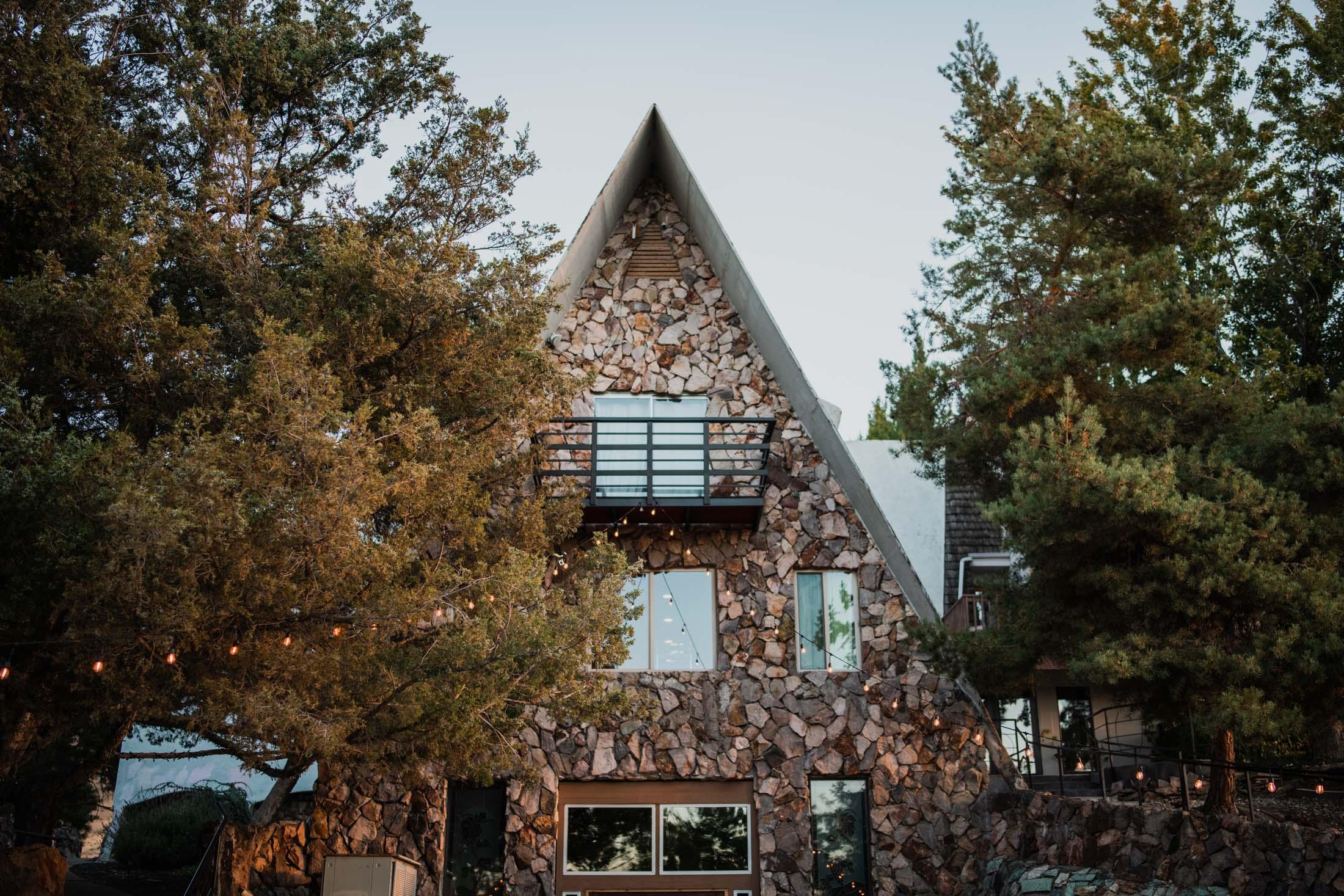 The Wedding Website of Sydney Frank and Cristian Woodford