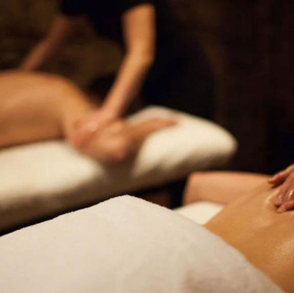 60-Minute Couples Massage