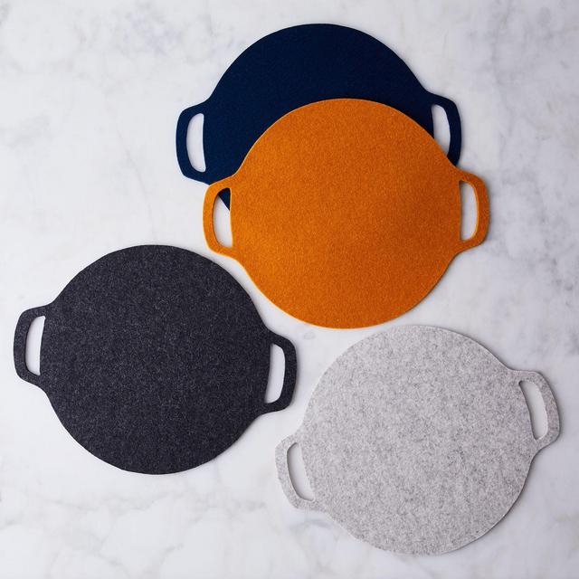 Felt Cocotte Trivet, heather white