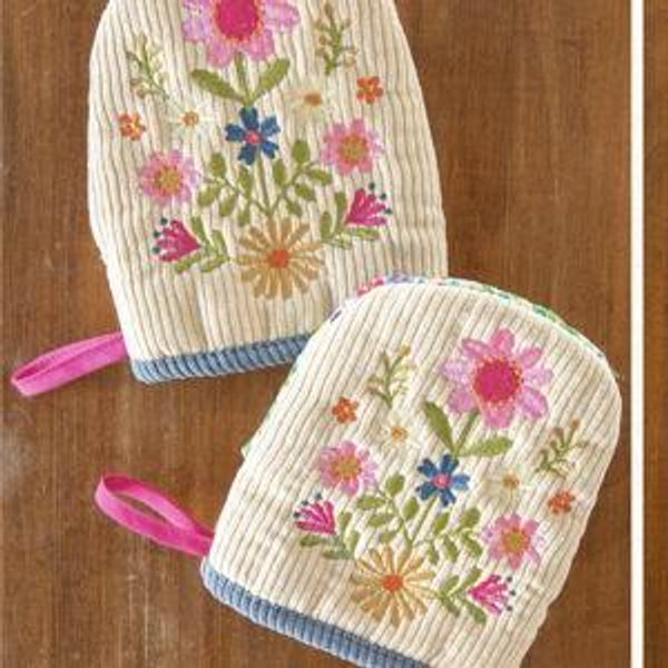 Embroidered Mini Oven Mitts, Set of 2