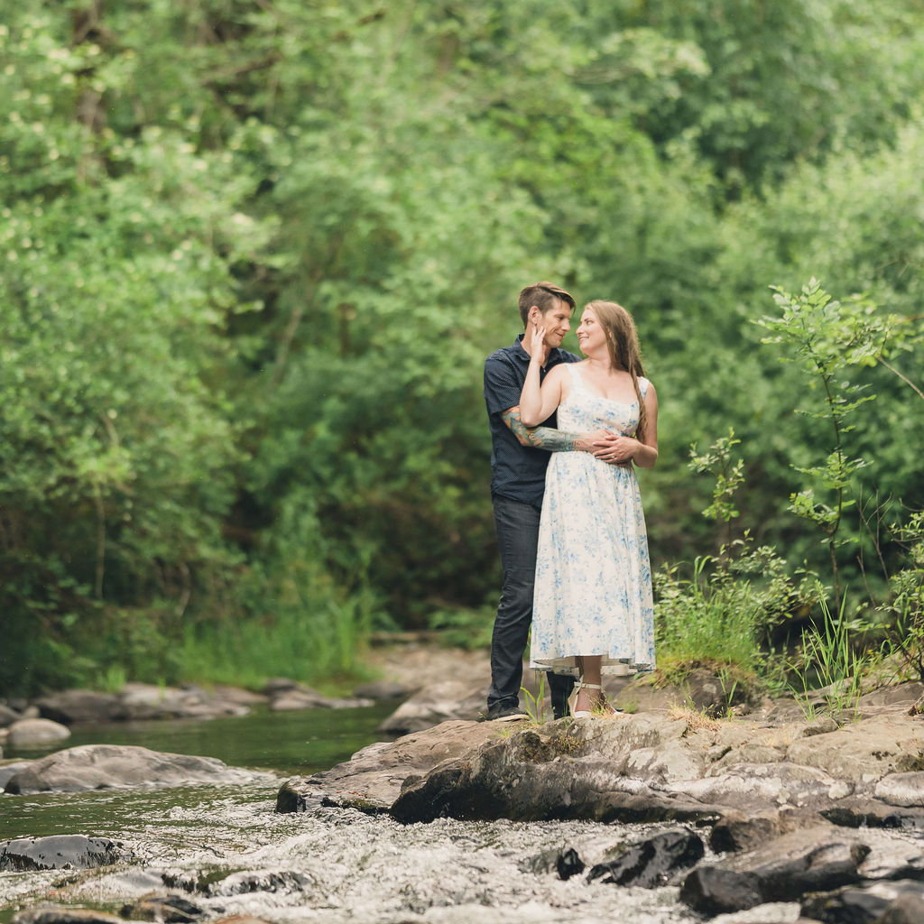 Engagement shoot courtesy of @sunandsparrow