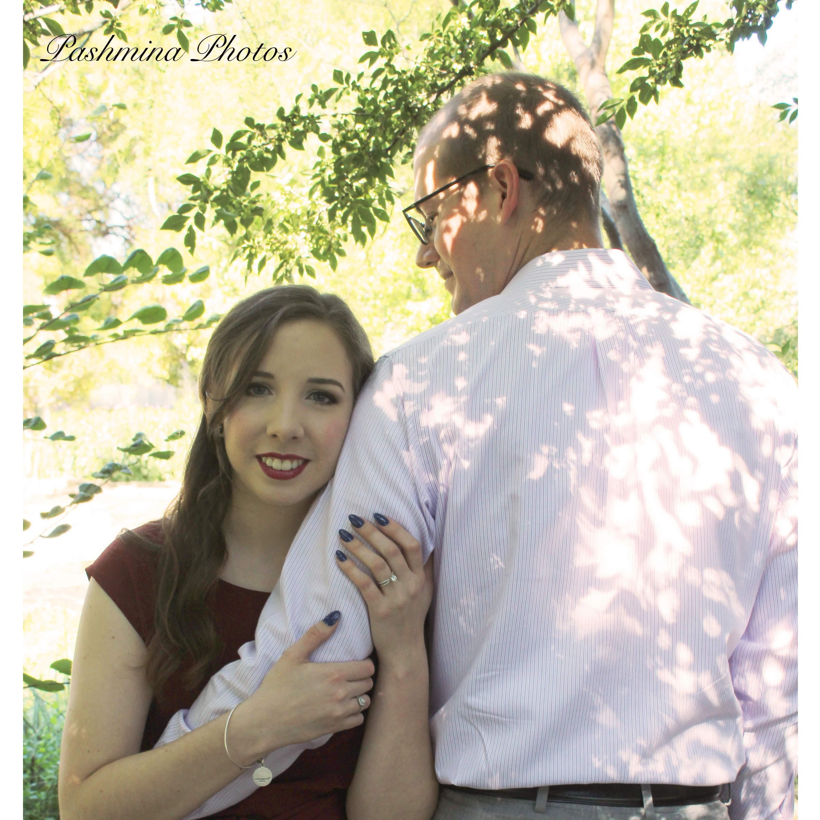 Engagement Photos by Pashmina Photos