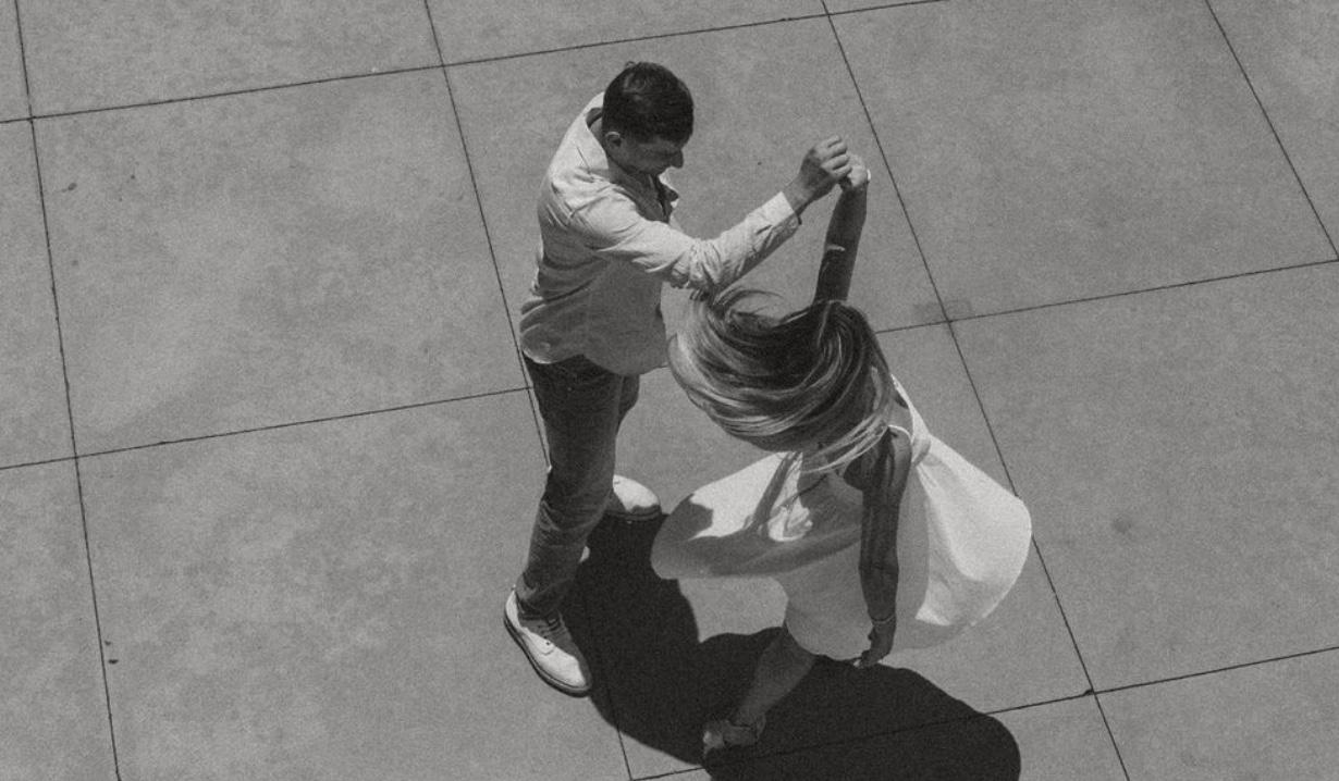 The Wedding Website of Liselle Meneses Davis and Austin Dallas Davis