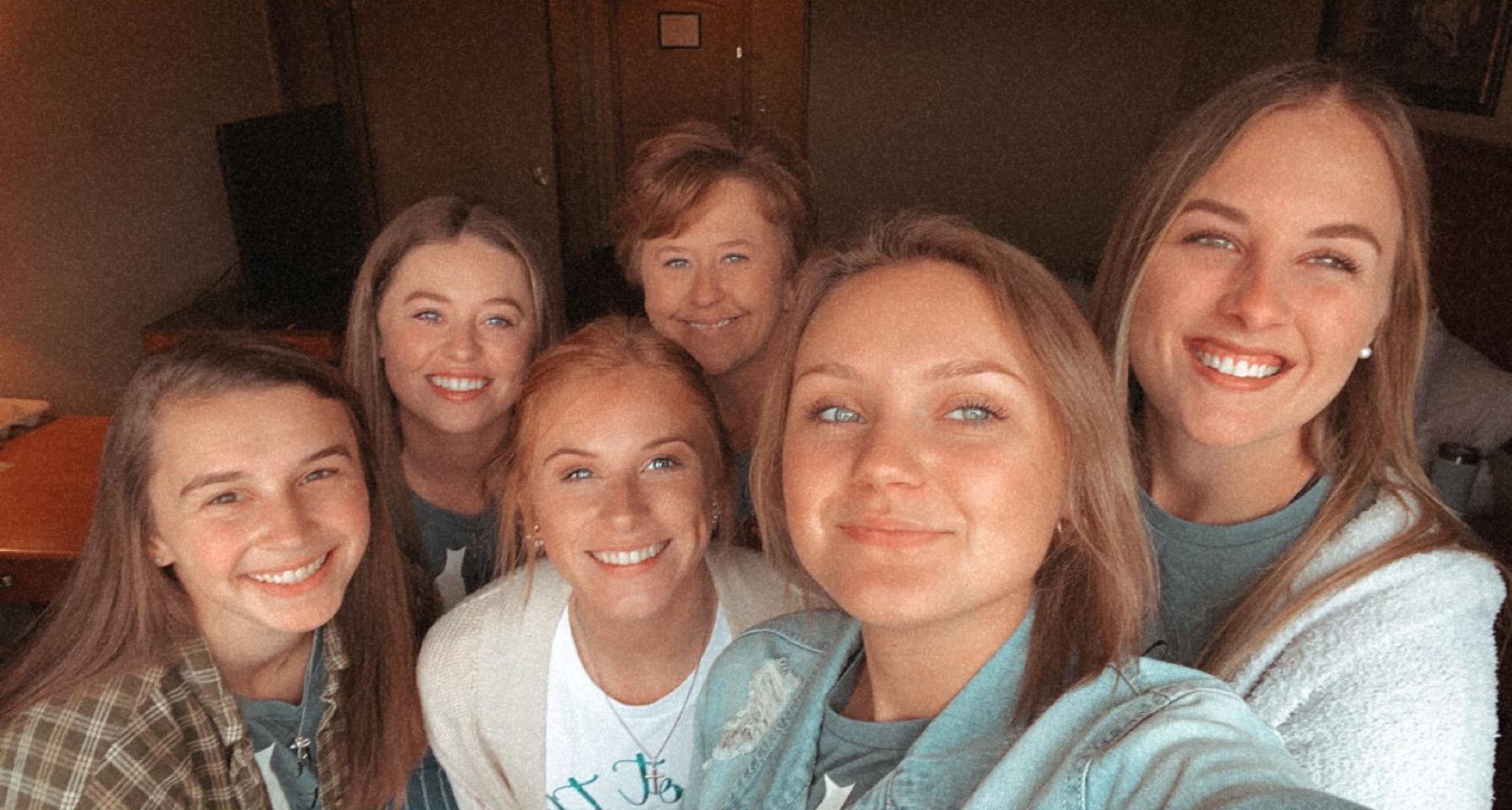 Bridesmaids and the momma!!