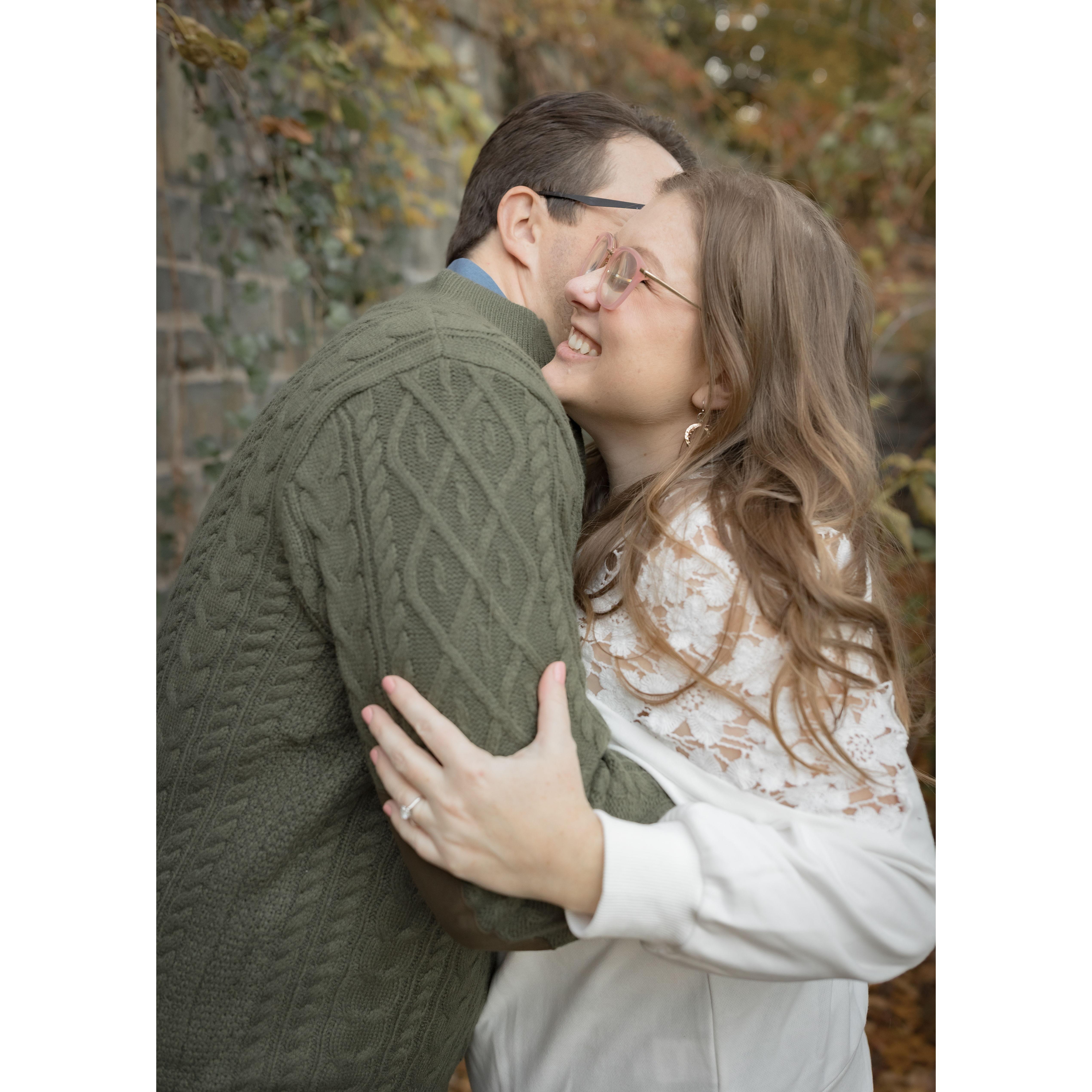 Engagement photos - Matt and Tess - Eric Madden Photography - Oct. 2024