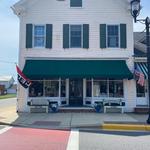 Durding's Store: Antique ice cream shop with a working soda fountain established in 1872