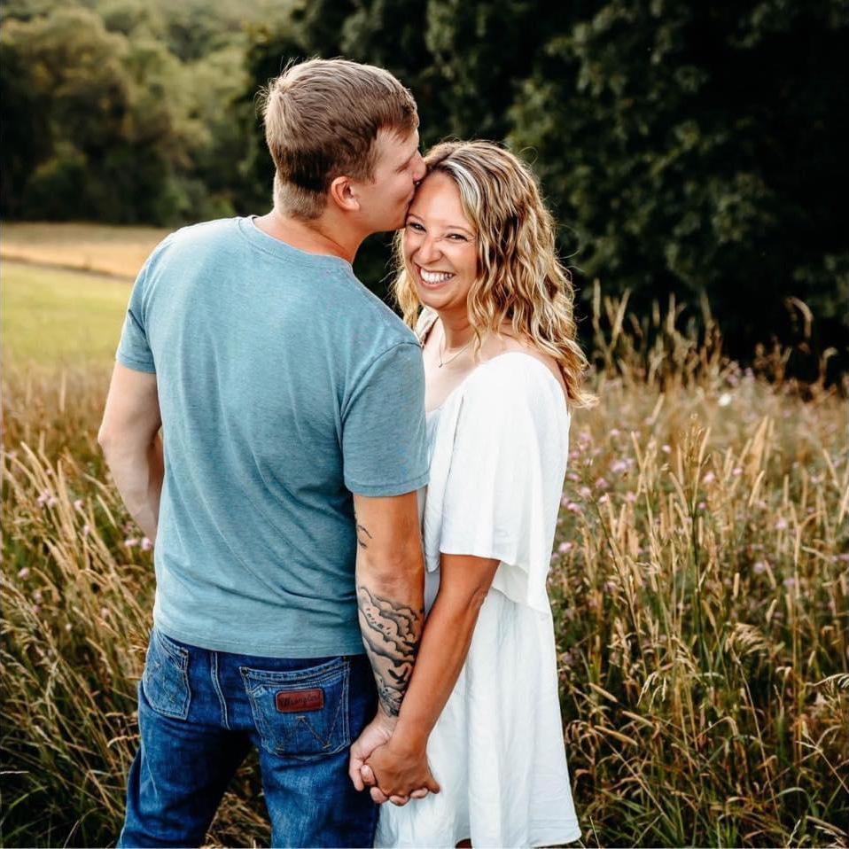 The Wedding Website of Erin Yaussy and Brett Sander