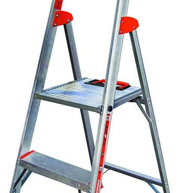 Flip-N-Lite 300-Pound Duty Rating Platform Stepladder, 4-Foot