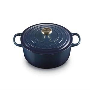 Signature Round Dutch Oven - Agave