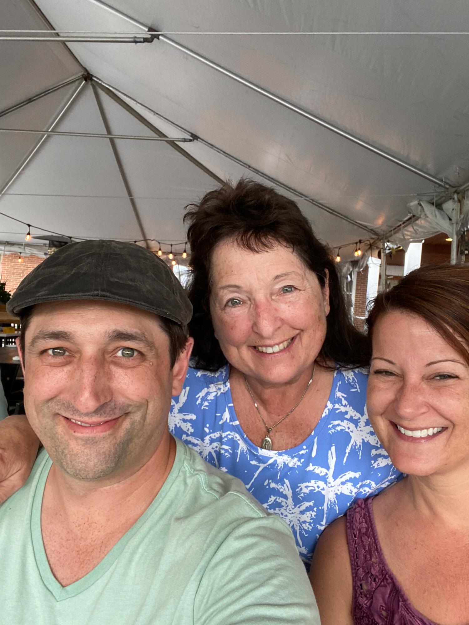Mike's mom, Marie, meeting Mel in person for the first time so we went out to Jericho Cafe & Tavern for dinner.