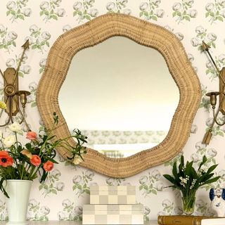 Erin Gates Scalloped Linden Round Wall Mirror